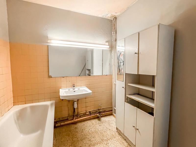 Appartement - 99 m² - 5 pièces