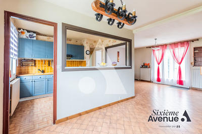 Maison - 92 m² - 5 pièces