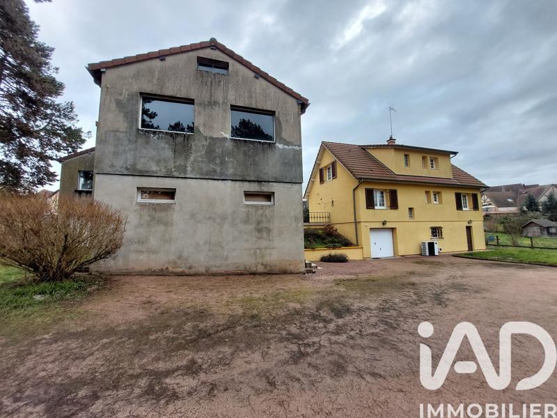 Maison - 172 m² - 7 pièces