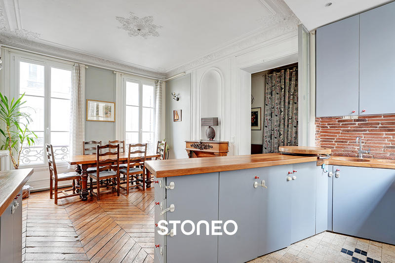 Appartement ancien - 90 m² - 4 pièces