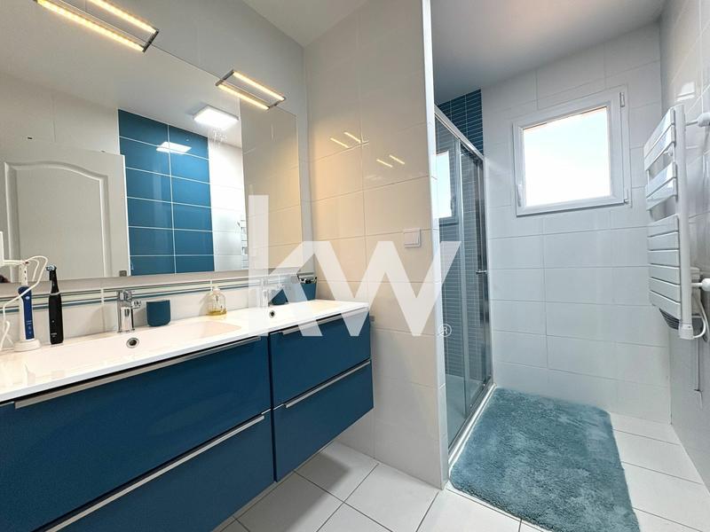 Maison - 165 m² - 6 pièces