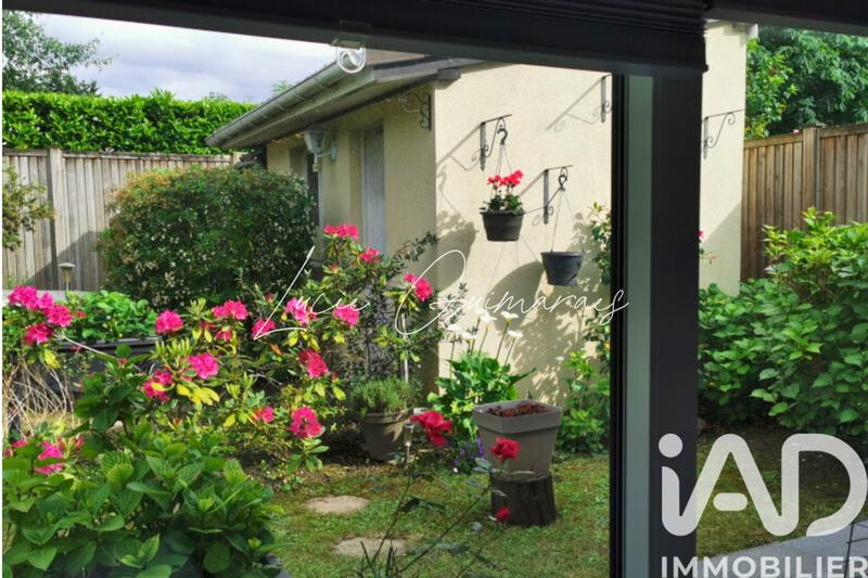 Maison - 99 m² - 6 pièces