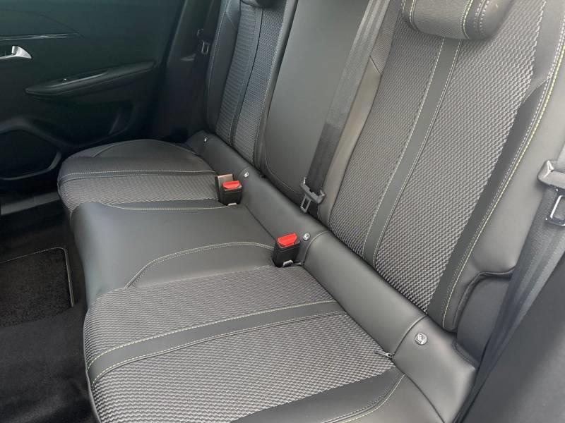 Peugeot 2008 Hybrid 145 e-Dcs6 Gt