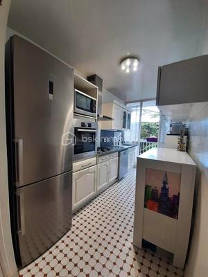 Appartement - 94 m² - 4 pièces