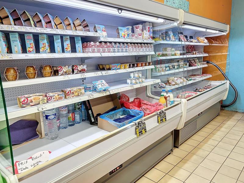 Local commercial - 84 m² - 2 pièces