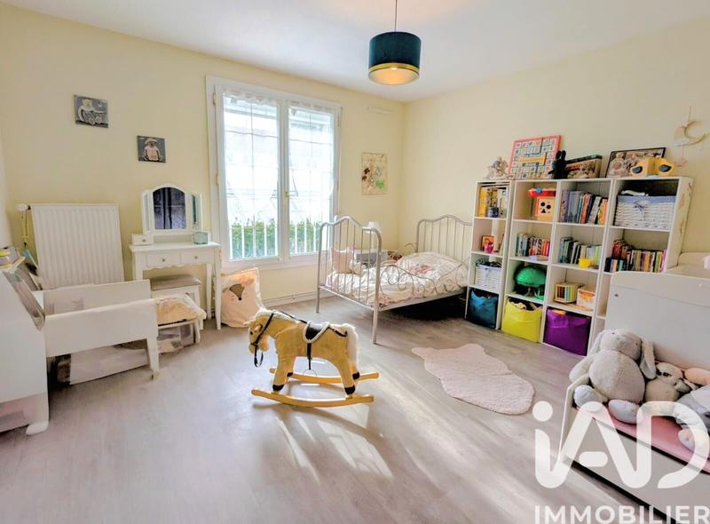 Maison - 97 m² - 6 pièces