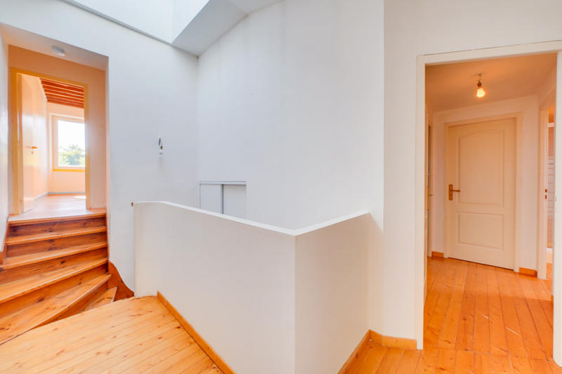 Maison - 190 m² - 6 pièces