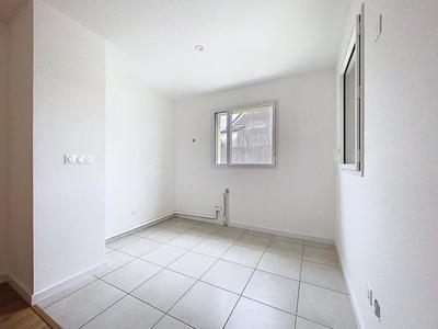 Appartement - 100 m² - 3 pièces