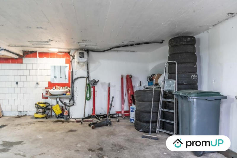 Parking / Garage - 50 m²