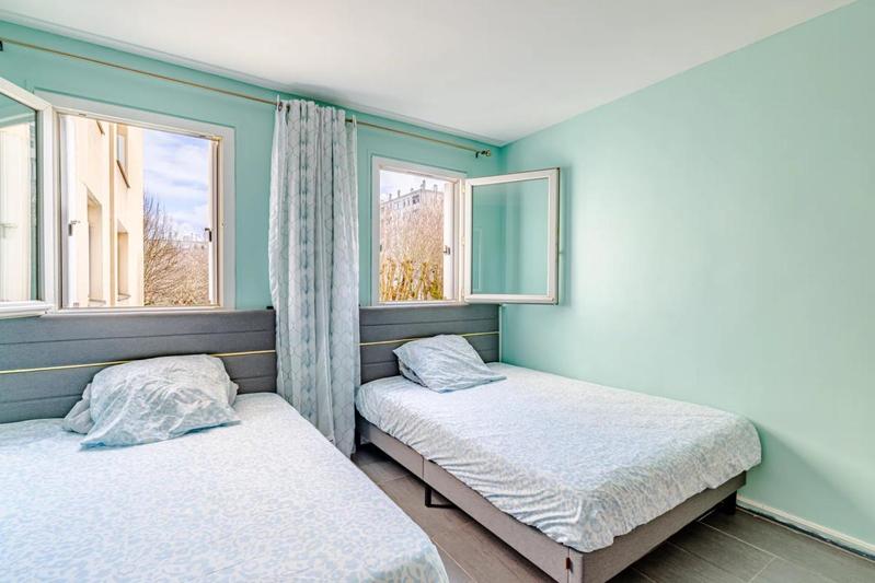 Appartement - 80 m² - 4 pièces