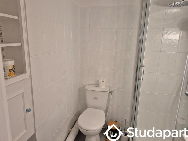 Chambre - 9 m² - 1 pièce