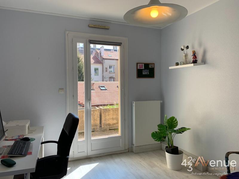 Appartement - 92 m² - 4 pièces