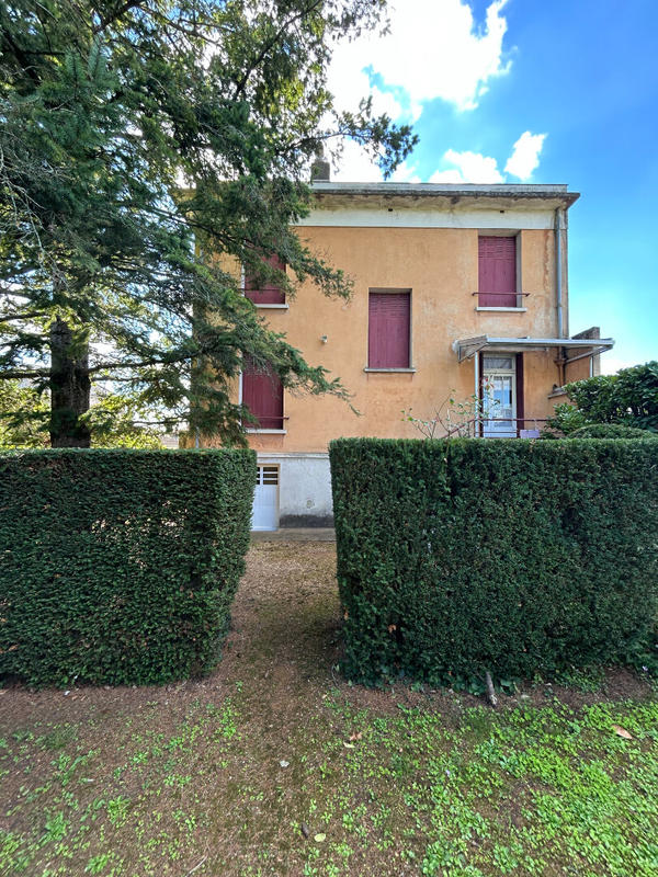 Maison - 89 m² - 5 pièces