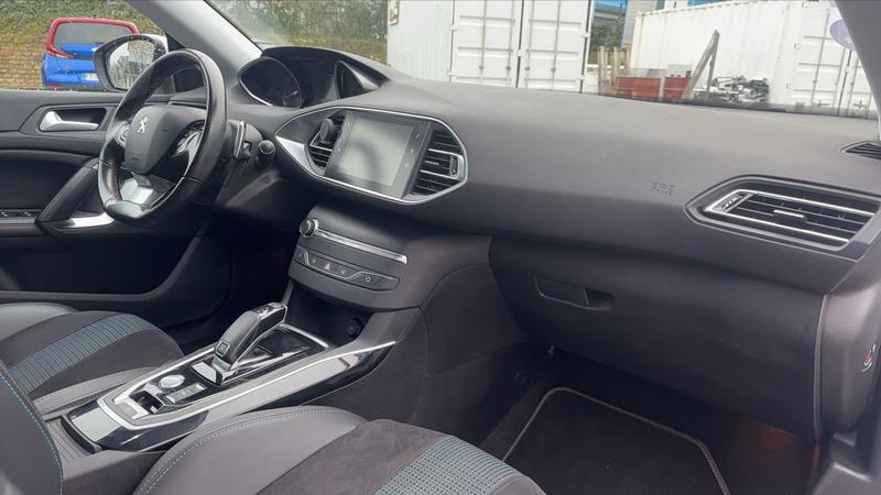 Peugeot 308 Sw II 1.2 PureTech 130 Eat8 Tech Edition