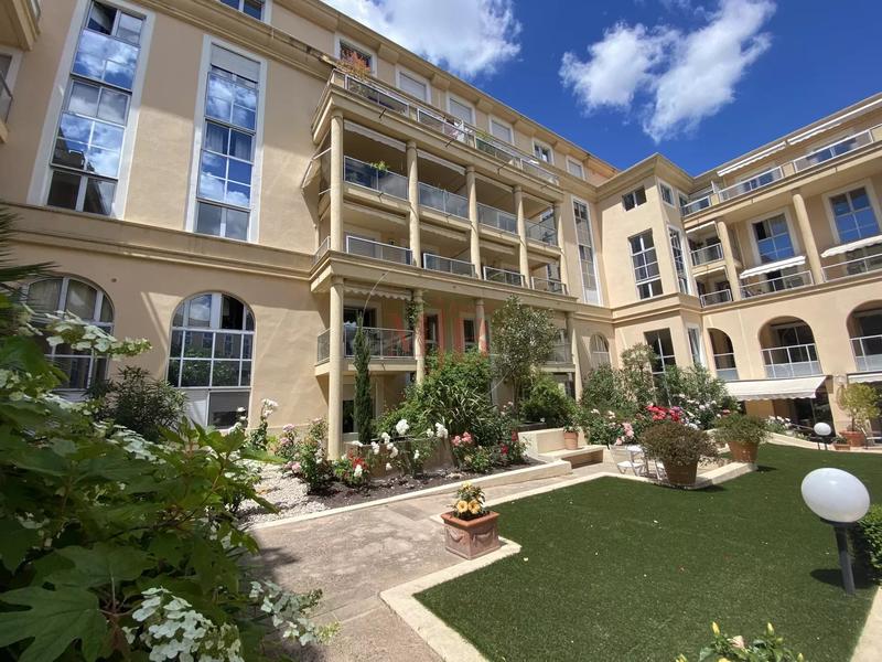 Appartement - 50 m² - 2 pièces