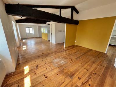 Appartement - 95 m² - 4 pièces
