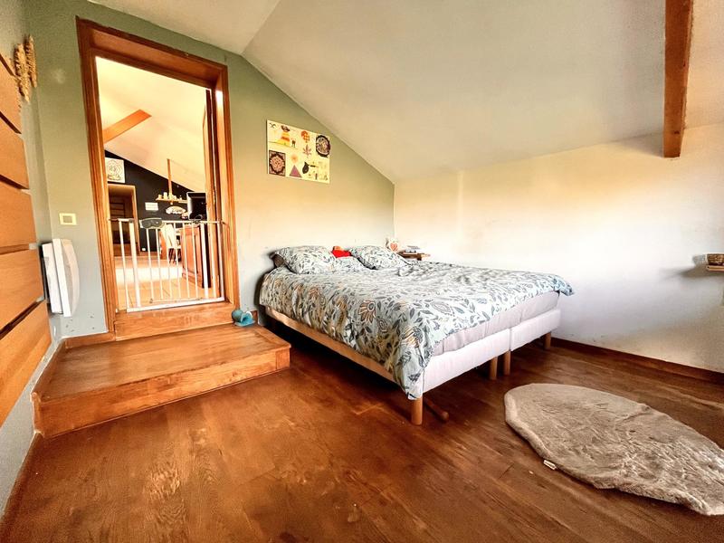 Maison - 324 m² - 11 pièces