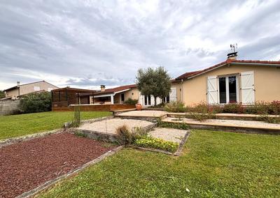 Maison - 152 m² - 6 pièces