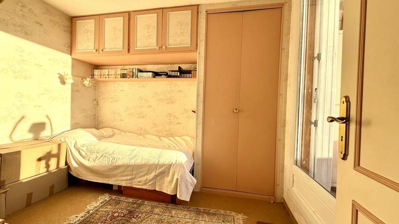 Appartement - 99 m² - 5 pièces