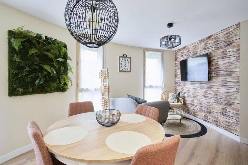 Appartement - 60 m² - 4 pièces