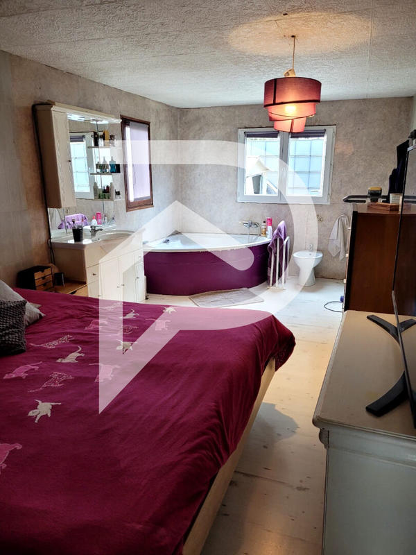 Maison - 122 m² - 4 pièces