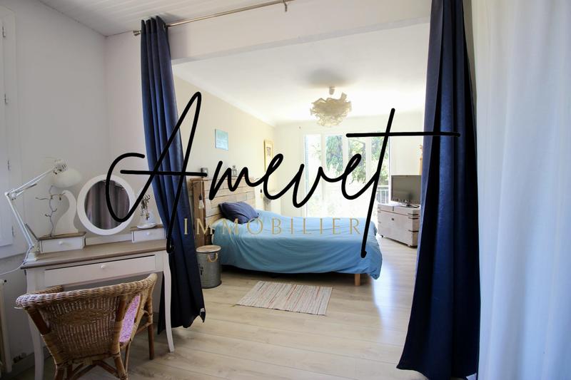 Villa - 145 m² - 6 pièces