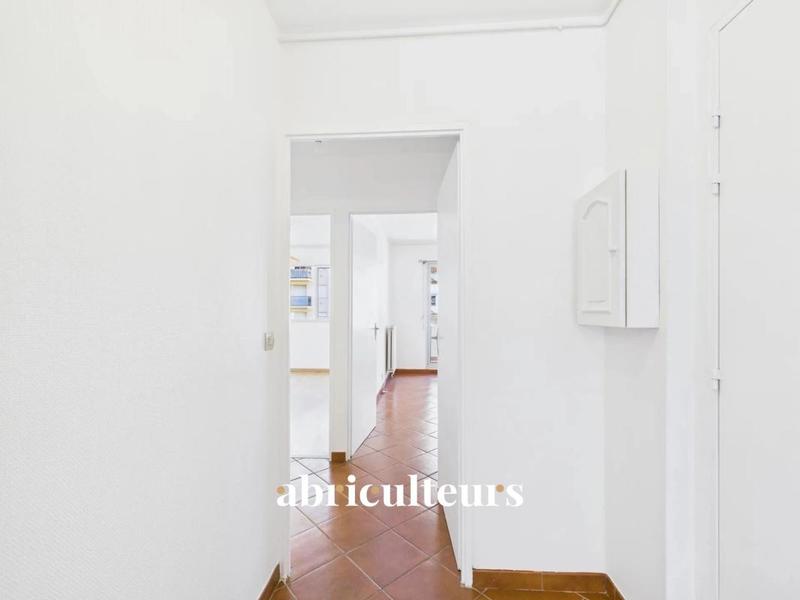 Appartement ancien - 68 m² - 3 pièces