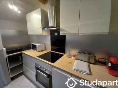 Chambre - 12 m² - 1 pièce