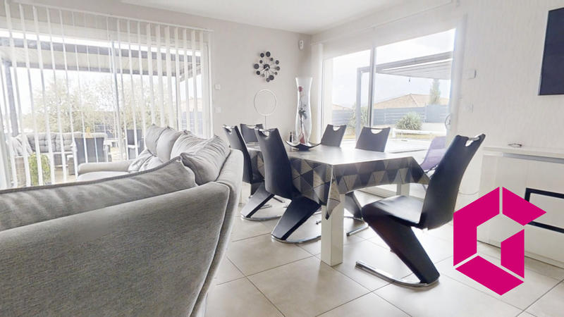 Villa - 102 m² - 5 pièces