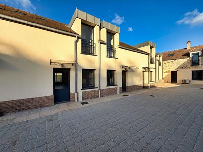 Maison - 79 m² - 4 pièces