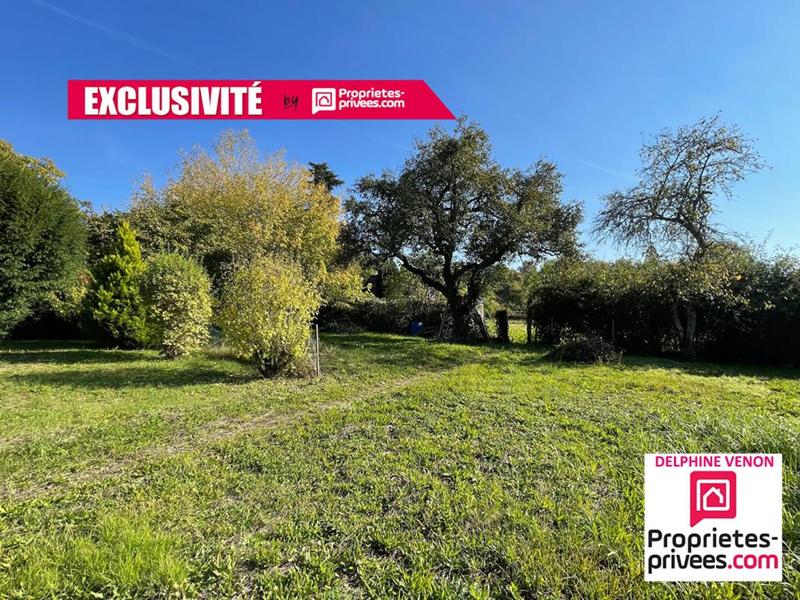 Terrain constructible - 1 500 m²