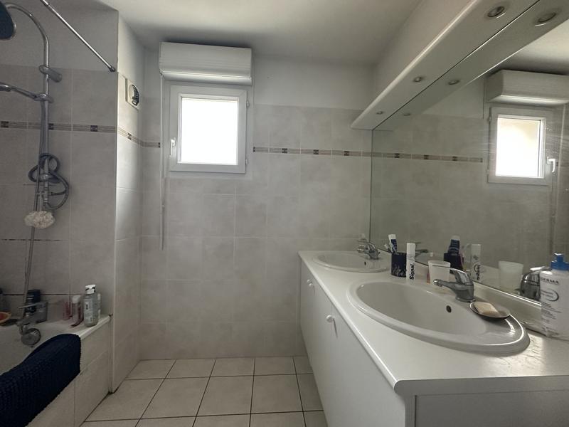 Appartement - 86 m² - 4 pièces