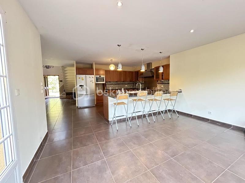 Villa - 235 m² - 8 pièces