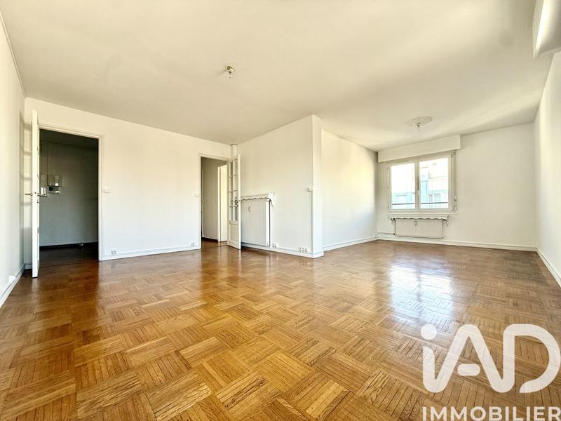 Appartement - 92 m² - 5 pièces