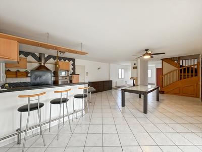 Maison - 160 m² - 5 pièces