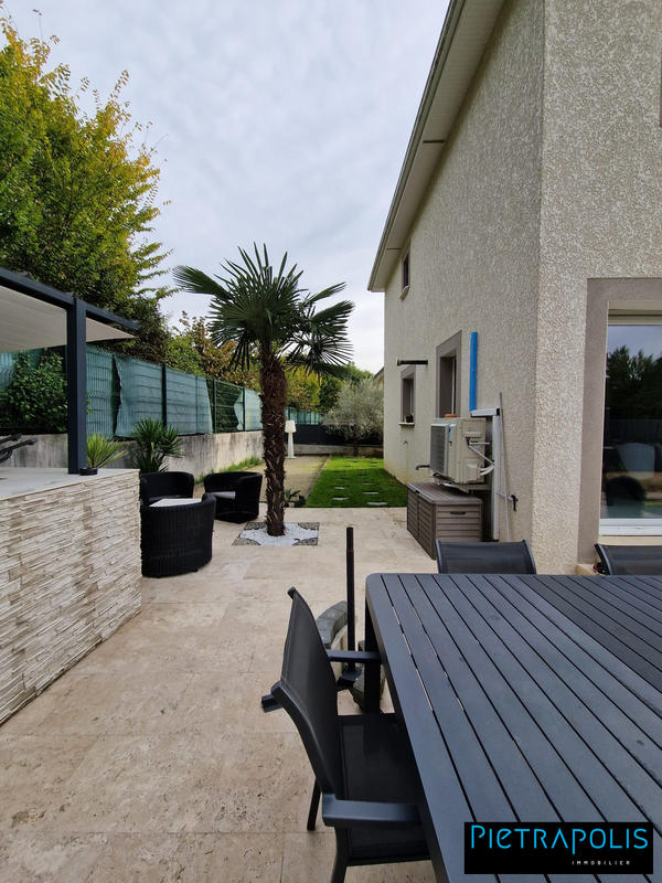 Villa - 139 m² - 5 pièces