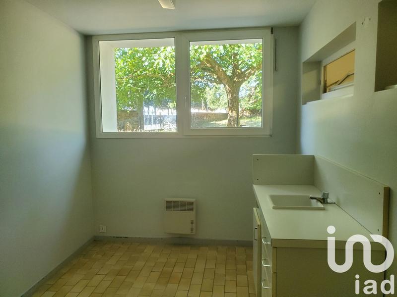 Maison - 255 m² - 4 pièces