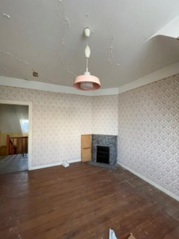 Maison - 115 m² - 9 pièces