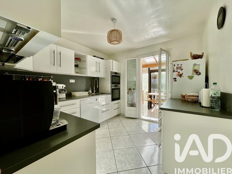 Maison - 175 m² - 8 pièces