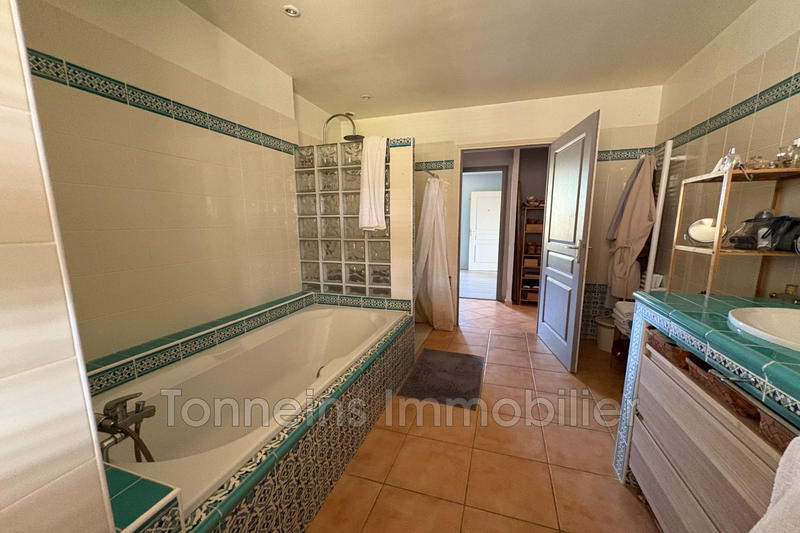 Maison - 196 m² - 5 pièces