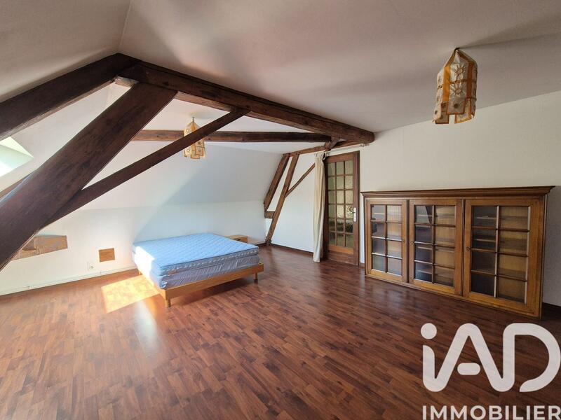 Maison - 289 m² - 12 pièces