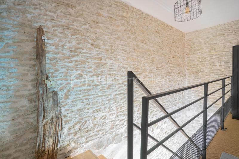 Maison - 190 m² - 7 pièces