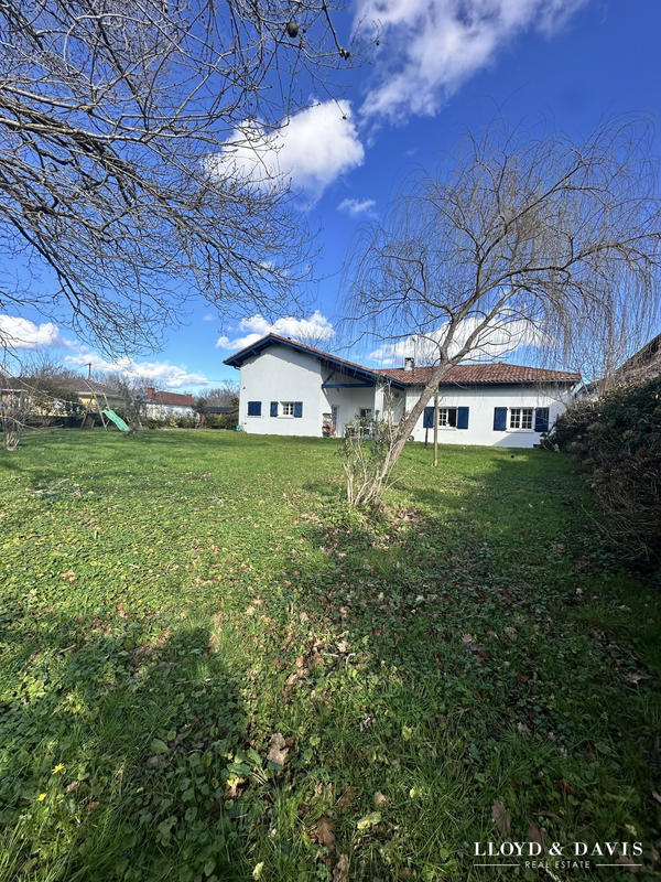 Maison - 157 m² - 5 pièces