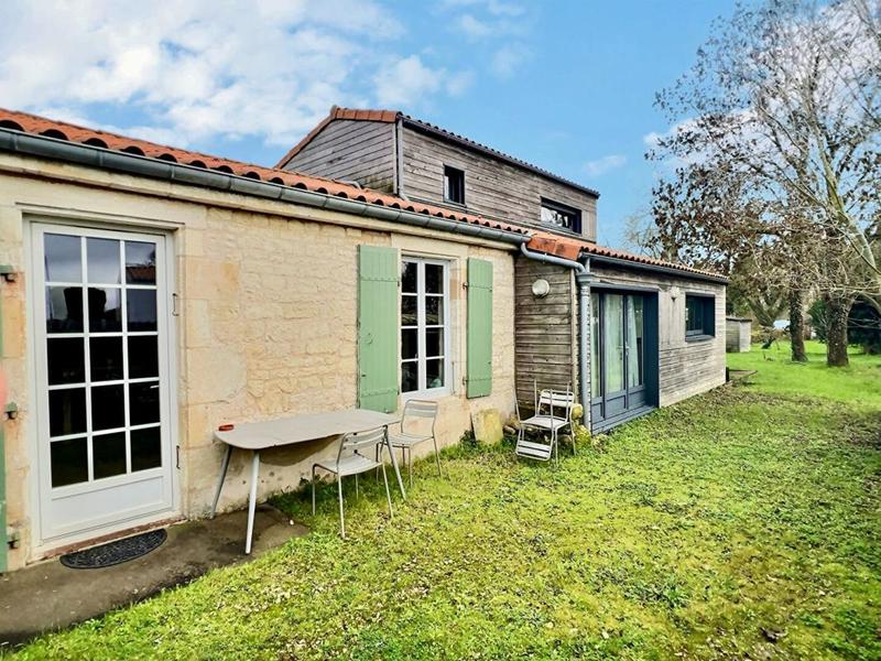 Maison - 150 m² - 6 pièces