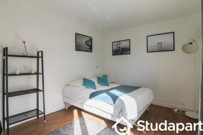 Chambre - 11 m² - 1 pièce