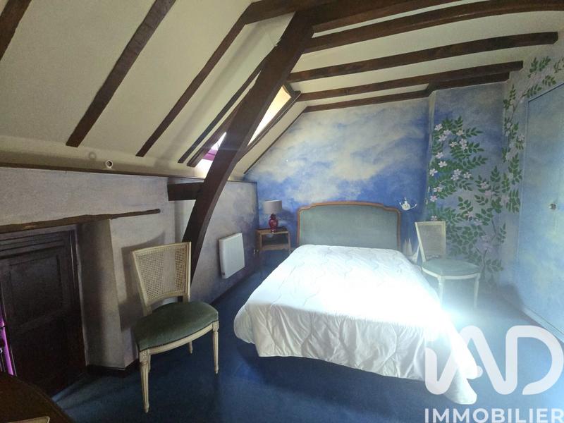 Maison - 253 m² - 8 pièces