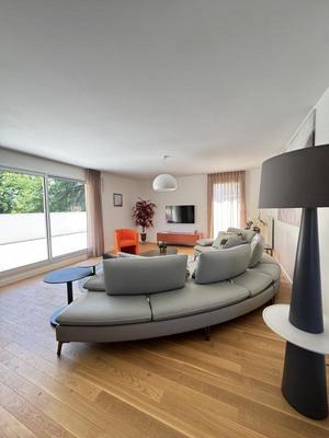 Appartement - 128 m² - 5 pièces