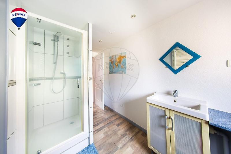 Immeuble - 245 m² - 10 pièces