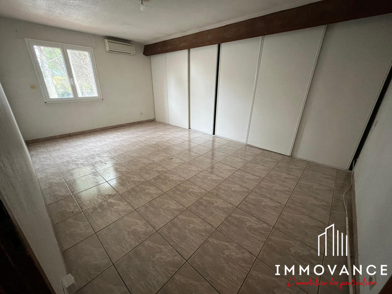 Maison - 350 m² - 7 pièces