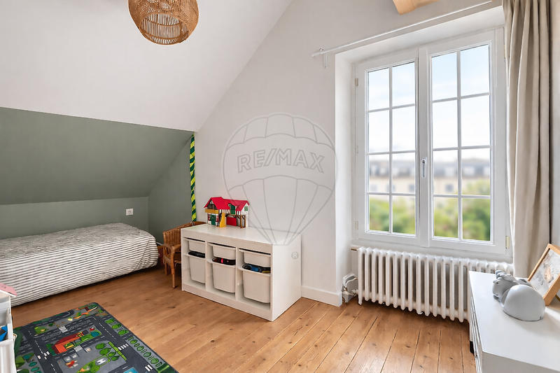 Appartement - 80 m² - 4 pièces